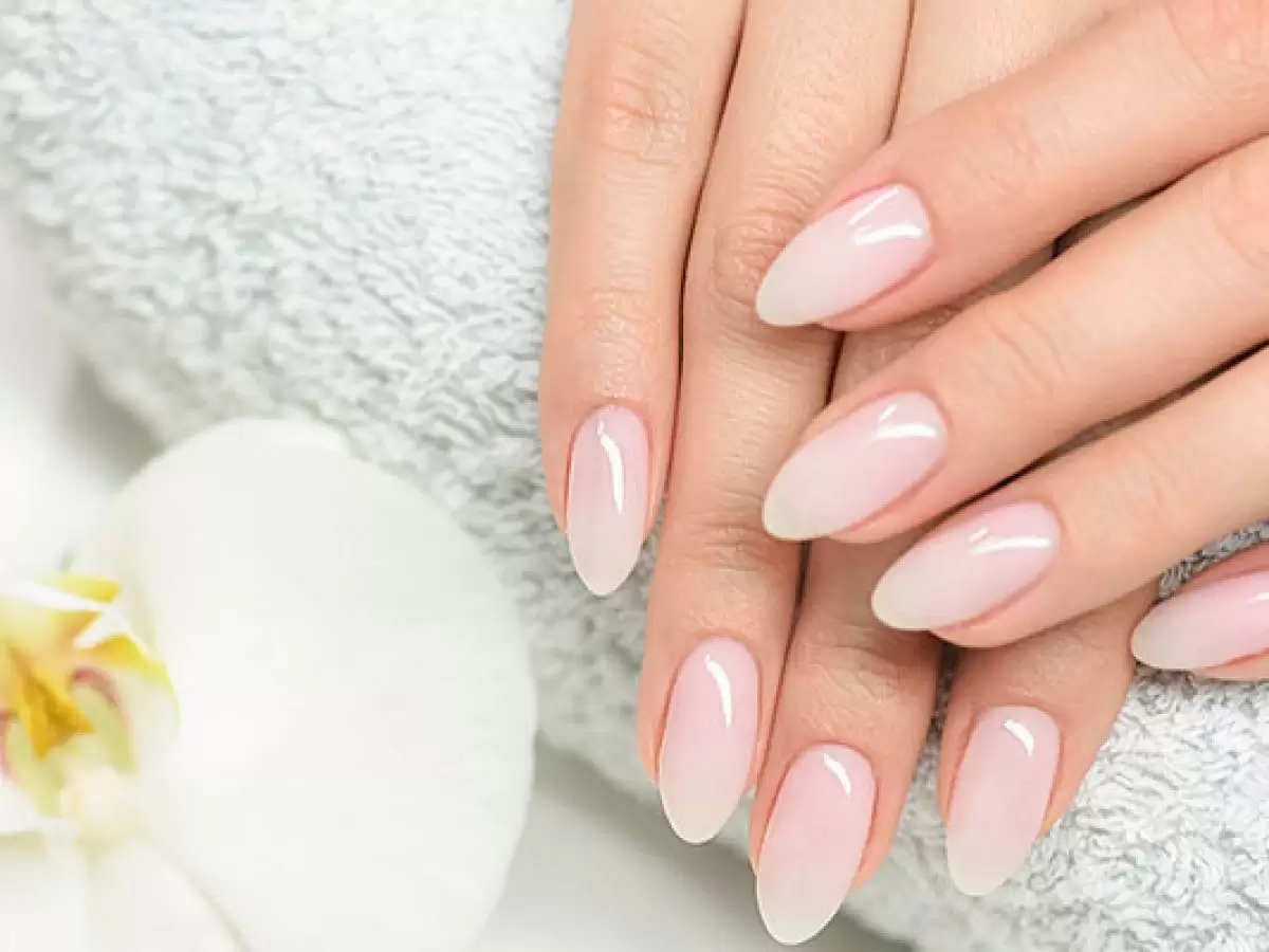 Perşembe Protez Tırnak